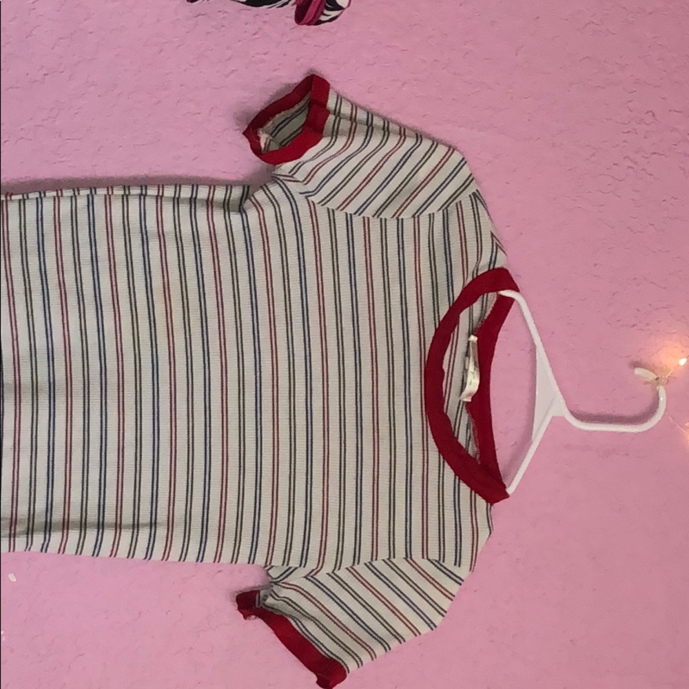 Cropped shirt.